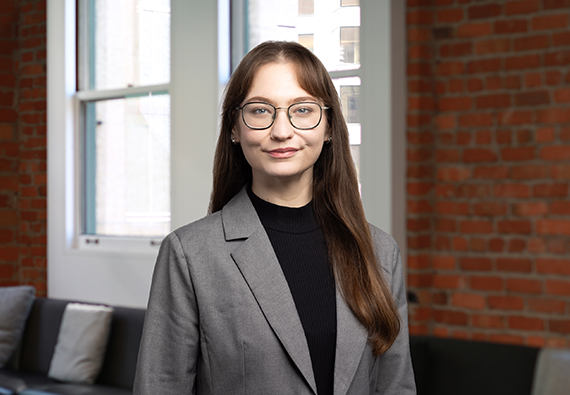 Casey Rosen Headshot